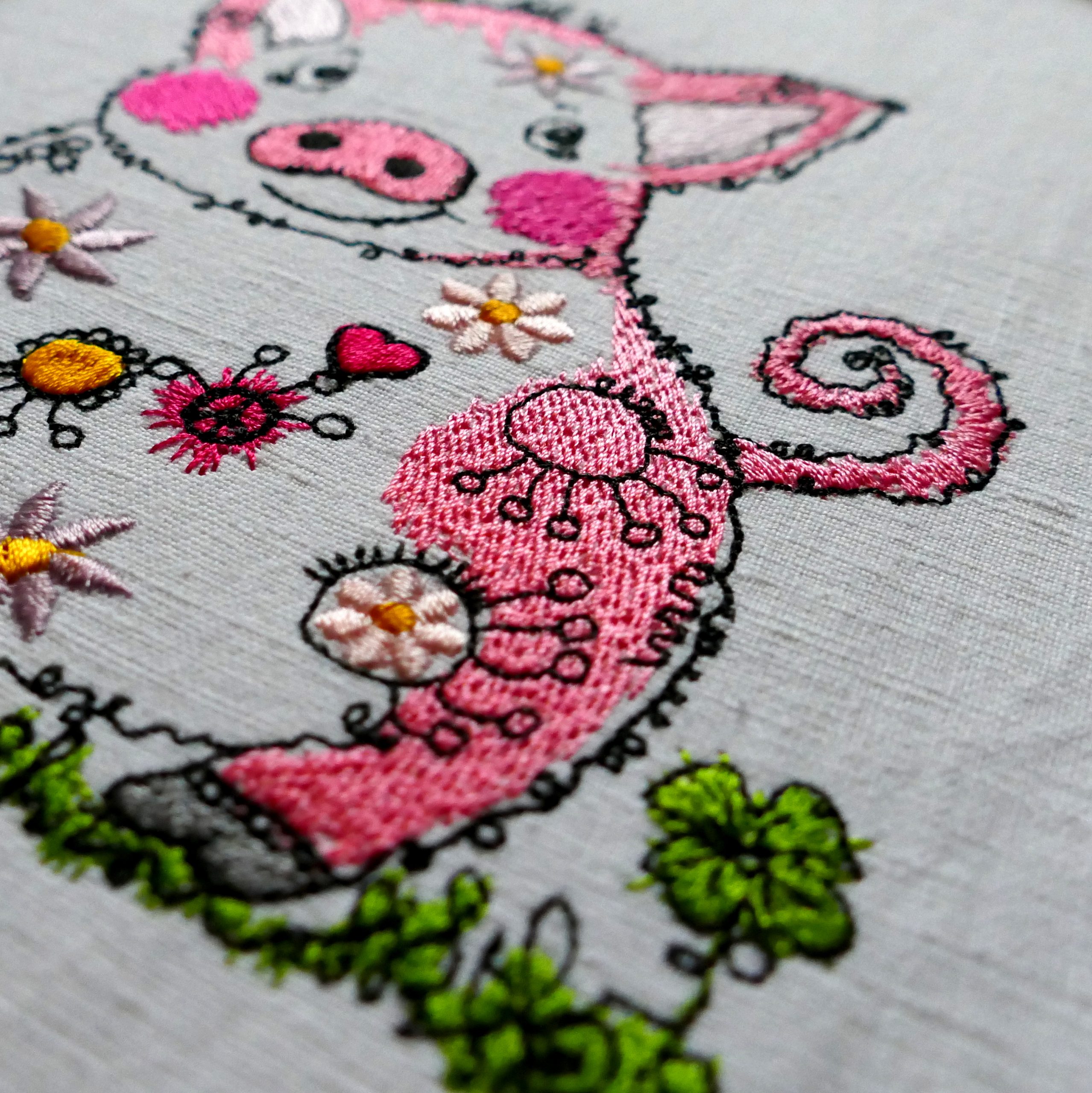 Hippie Piglet - Image 9